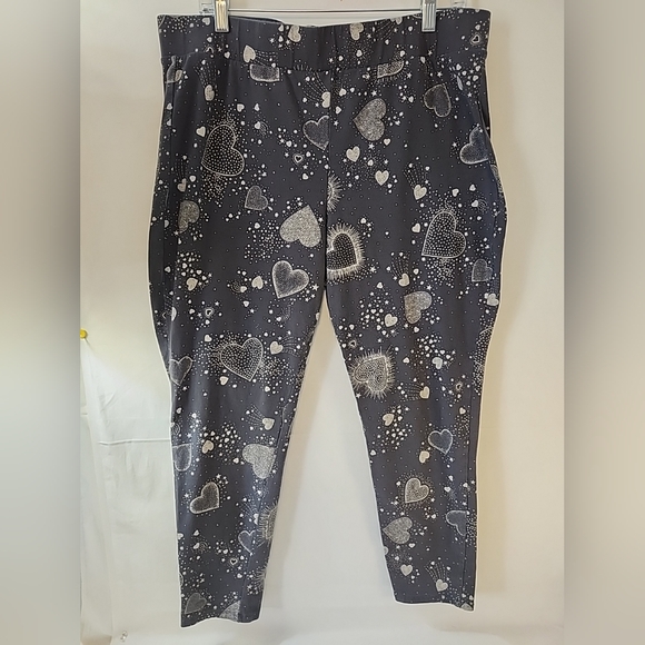 torrid Pants - TORRID Gray Celestial Love & Hearts Full Length Leggings EUC Size 3